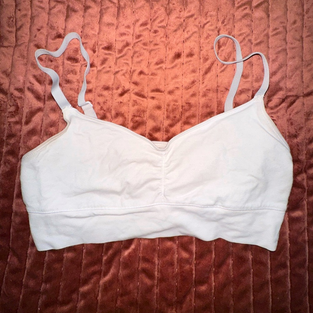 Aerie Chill. Play. Move. Sports Bra
